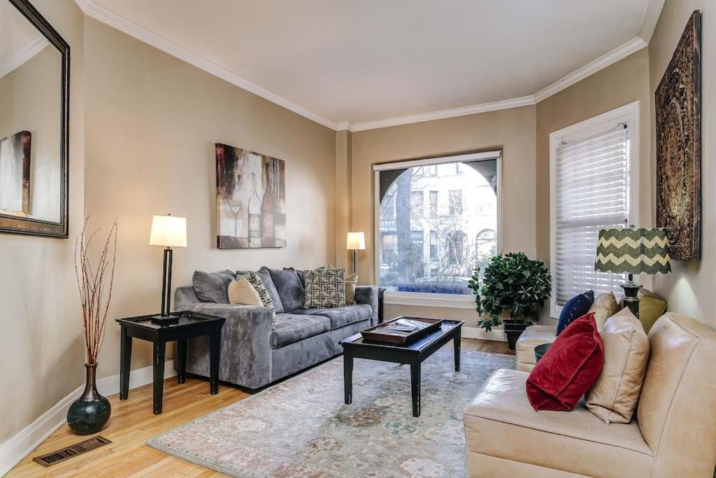 시카고 Brownstone In Gold Coast 아파트 외부 사진