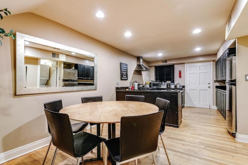 시카고 Brownstone In Gold Coast 아파트 외부 사진